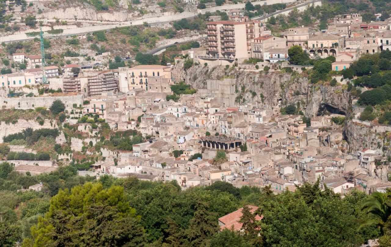 Casa Degli Avi Don Neli, Immersa Nella Natura Modica Kültér fotó