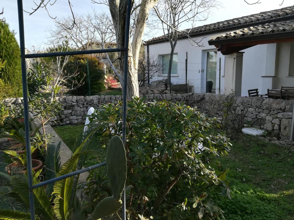 Casa Degli Avi Don Neli, Immersa Nella Natura Modica Kültér fotó